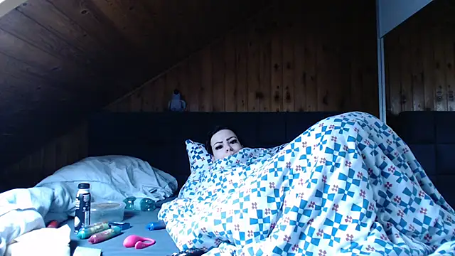 Snapshot of BoeseMoni1998 chatting on 10.26.25 BoeseMoni1998 online show from 10.26.25