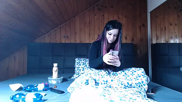 Snapshot of BoeseMoni1998 chatting on 11.17.25 BoeseMoni1998 online show from 11.17.25