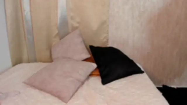 Cleopatra Fit online show from 03.08.25