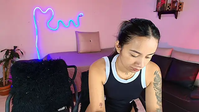 Jules n Gia online show from 02.22.25