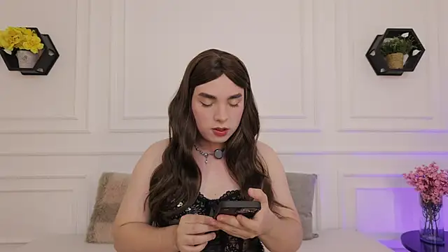 Snapshot of meloddysky chatting on 11.18.25 meloddysky online show from 11.18.25