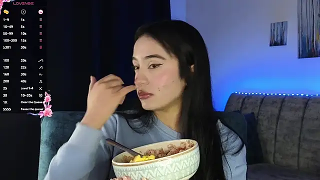 ZaraDames  online show from 11.30.25