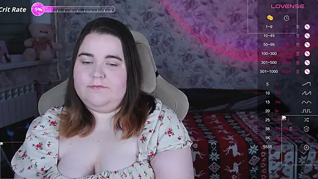 Estelle Hicks online show from 12.14.25