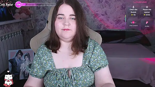 Estelle Hicks online show from 06.06.26