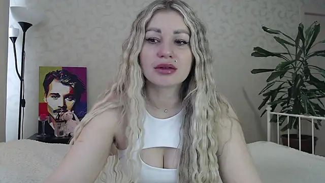 ShyEvaa online show from 04.22.26