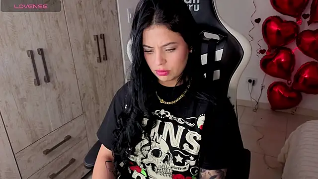 Snapshot of Victoryyy_ chatting on 02.12.26 Victoryyy online show from 02.12.26