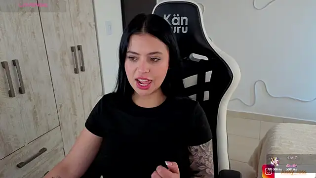 Snapshot of Victoryyy_ chatting on 02.19.26 Victoryyy online show from 02.19.26