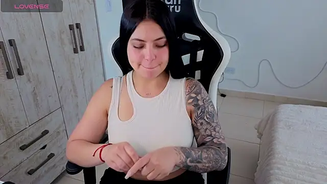 Snapshot of Victoryyy_ chatting on 03.20.26 Victoryyy online show from 03.20.26