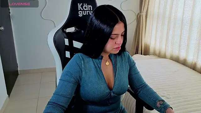 Victoryyy  online show from 05.12.26