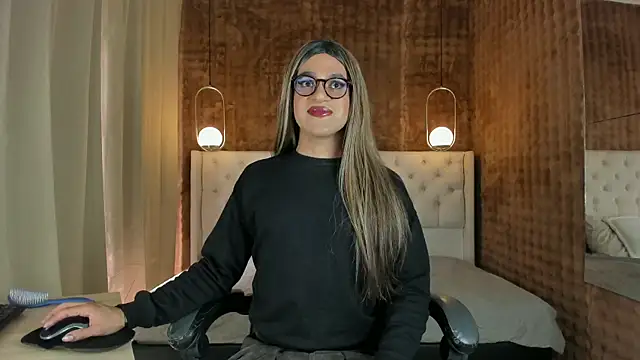 Snapshot of vitta_alfayed chatting on 01.14.25 vitta alfayed online show from 01.14.25