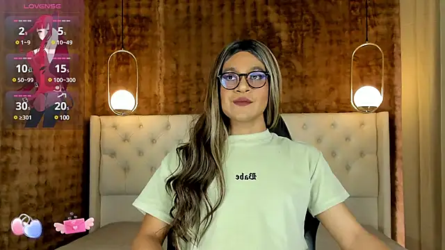 Snapshot of vitta_alfayed chatting on 02.04.25 vitta alfayed online show from 02.04.25