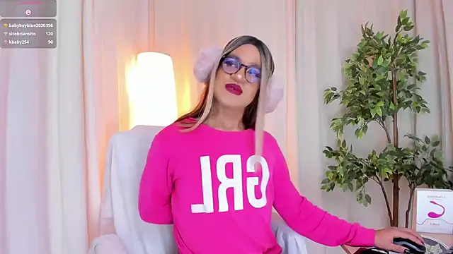 Snapshot of vitta_alfayed chatting on 03.14.25 vitta alfayed online show from 03.14.25