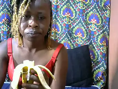 Snapshot of sexy-rosie chatting on 11.29.25 sexy-rosie online show from 11.29.25