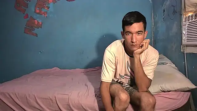 Snapshot of Sweetiefoxxx chatting on 02.16.25 Sweetiefoxxx online show from 02.16.25