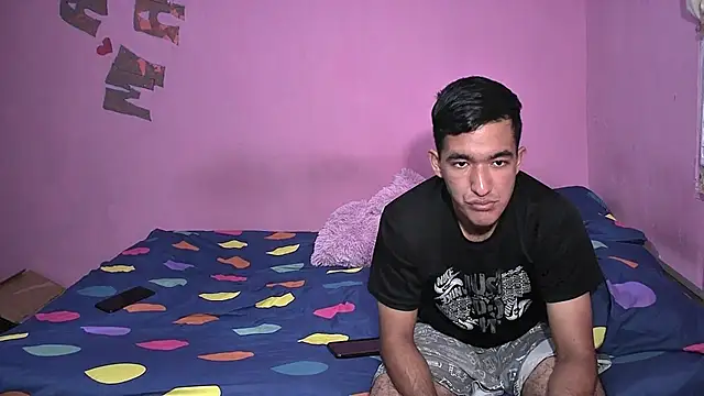 Snapshot of Sweetiefoxxx chatting on 09.24.25 Sweetiefoxxx online show from 09.24.25