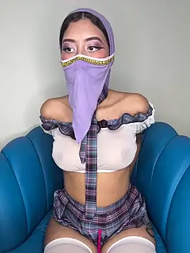 Snapshot of Dalia_asad chatting on 01.31.25 Dalia asad online show from 01.31.25