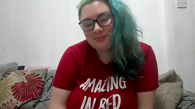 Snapshot of Bustycurves chatting on 03.02.26 Bustycurves online show from 03.02.26