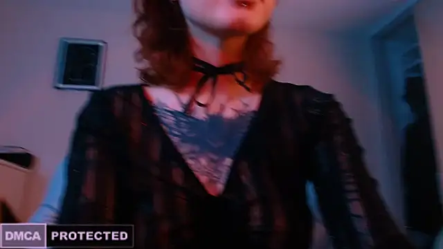 Snapshot of NaughtyLittleFox chatting on 03.05.25 NaughtyLittleFox online show from 03.05.25