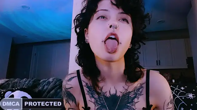 NaughtyLittleFox online show from 05.21.26
