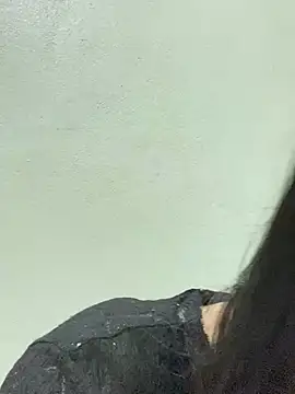 Snapshot of minmin2kk5 chatting on 01.11.25 minmin2kk5 online show from 01.11.25