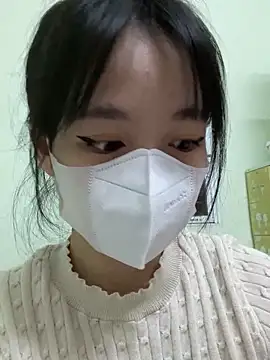 Snapshot of minmin2kk5 chatting on 02.13.25 minmin2kk5 online show from 02.13.25