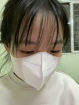 Snapshot of minmin2kk5 chatting on 02.26.25 minmin2kk5 online show from 02.26.25