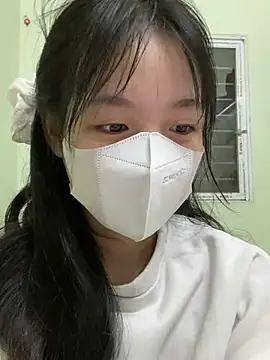 Snapshot of minmin2kk5 chatting on 03.12.25 minmin2kk5 online show from 03.12.25