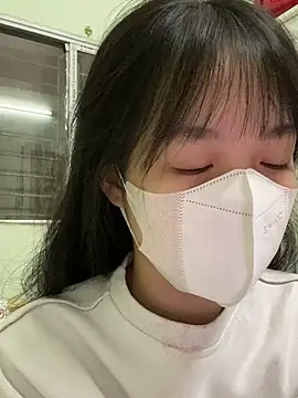 Snapshot of minmin2kk5 chatting on 03.17.25 minmin2kk5 online show from 03.17.25