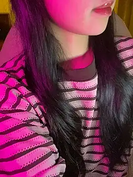 minmin2kk5 online show from 11.30.25