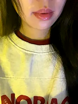 minmin2kk5 online show from 01.08.26