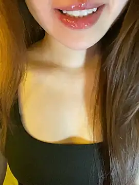 minmin2kk5 online show from 04.30.26
