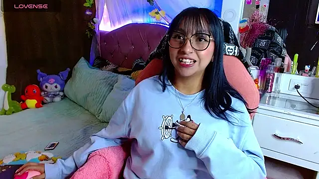 Littlerouse  online show from 02.17.25