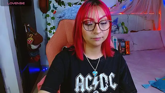 Littlerouse  online show from 06.10.26