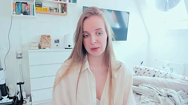 violet blue eyes online show from 05.05.26
