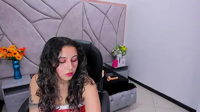 Snapshot of celeste_blue69 chatting on 12.15.25 celeste blue69 online show from 12.15.25