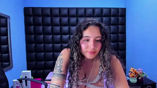 Snapshot of celeste_blue69 chatting on 02.06.26 celeste blue69 online show from 02.06.26