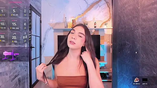 Snapshot of saracaball_ chatting on 10.28.25 saracaball online show from 10.28.25