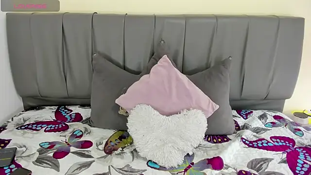 Cherllynn online show from 11.27.25