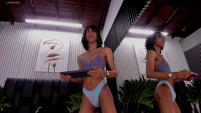 Camille Cedrik online show from 09.26.25