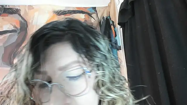 eva1saenz online show from 06.10.26