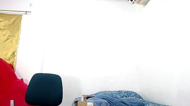 Snapshot of camilavagina24 chatting on 01.31.25 camilavagina24 online show from 01.31.25