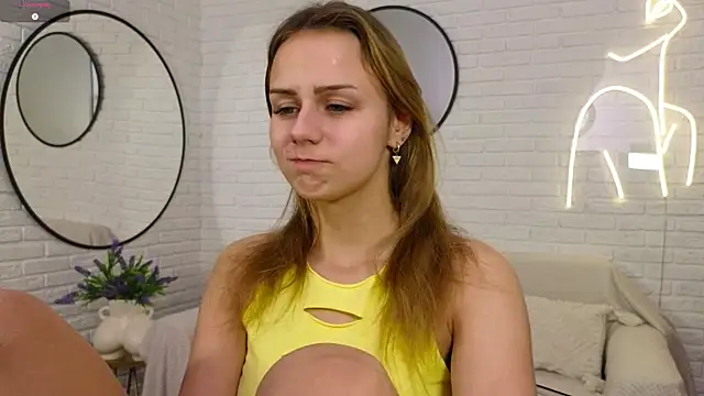 Snapshot of Wendy_D0ll chatting on 01.13.26 Wendy D0ll online show from 01.13.26