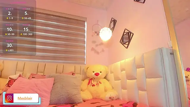 Snapshot of blair___mester chatting on 09.27.25 blair mester online show from 09.27.25