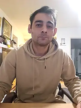 Snapshot of mihaimichael chatting on 01.14.26 mihaimichael online show from 01.14.26