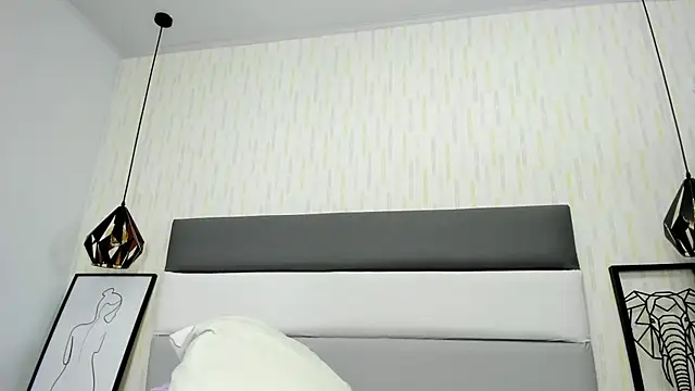Snapshot of mileyerikson chatting on 03.01.25 mileyerikson online show from 03.01.25