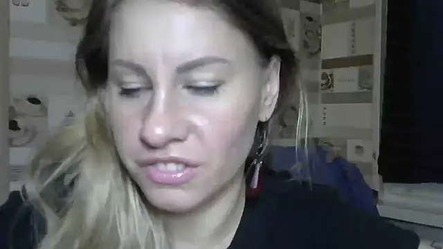 TherestlessKitty online show from 11.17.25