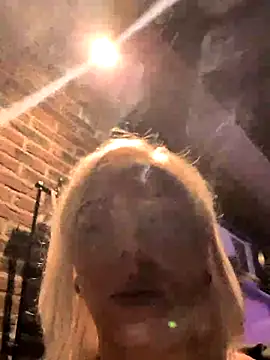 nora the strange online show from 05.03.26