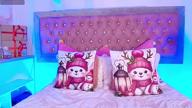 Tayzon Foxxx online show from 12.20.25