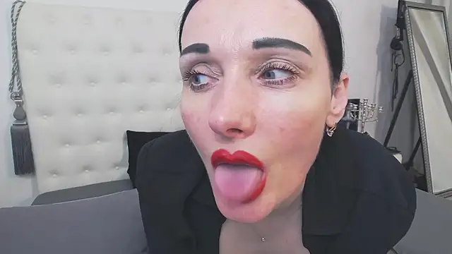 AlinaOnly online show from 03.17.25