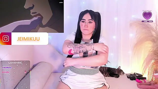 Snapshot of mikuru_hara chatting on 12.21.25 mikuru hara online show from 12.21.25